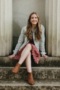 Clara Hart Senior Photo - Clara Hart